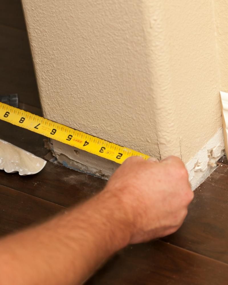 Measuring Baseboards